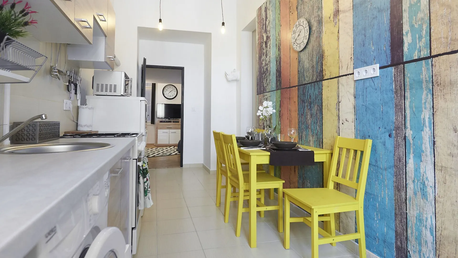 Rbnb Apartments - Inner City Iii. Budapest Inn